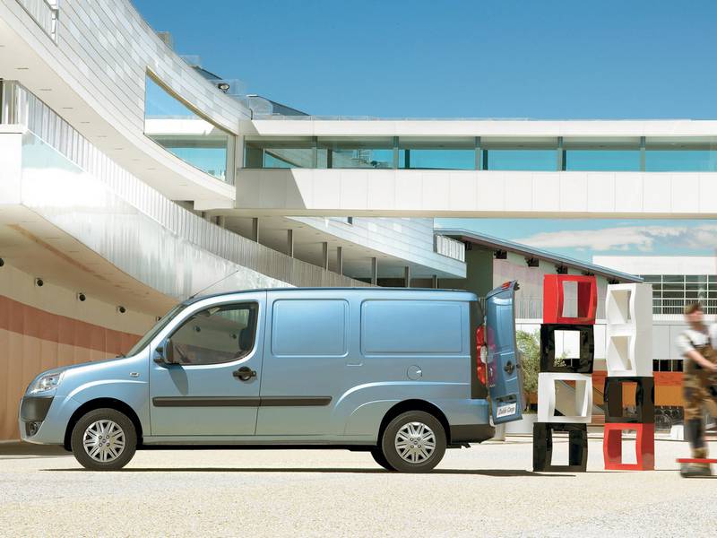 Фото автомобиля FIAT Doblo Cargo