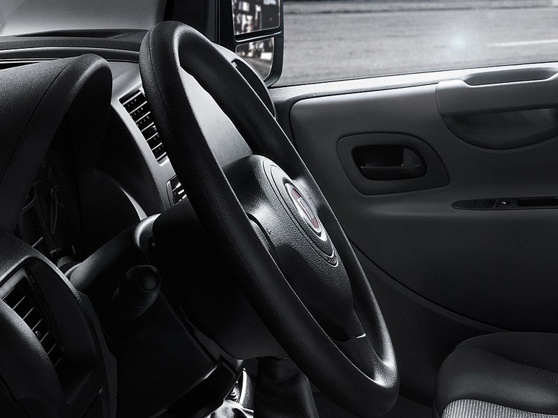 Фото автомобиля FIAT Scudo микроавтобус