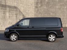 Фото Volkswagen Multivan  №21